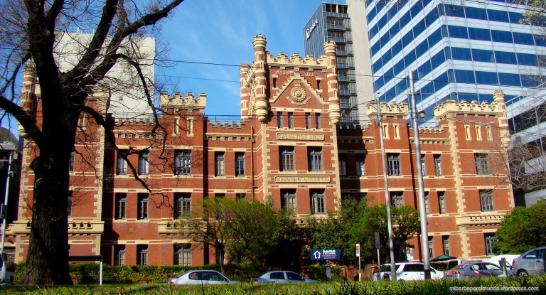Backpacker The Mansion, nuestro centro de operaciones (Melbourne)
