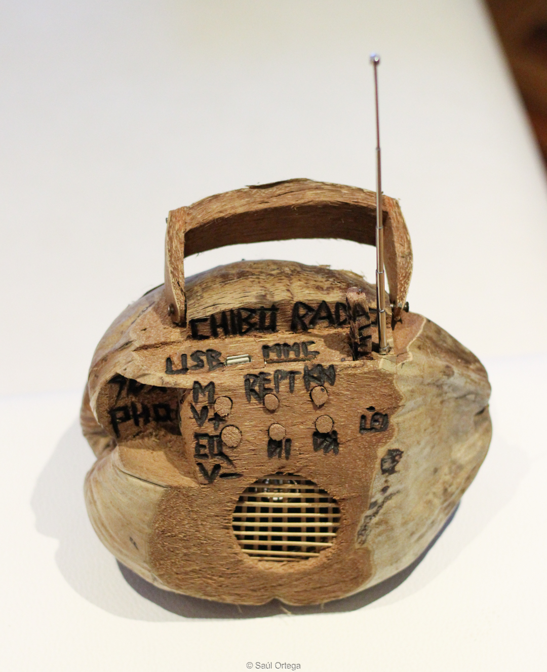 Cocoradio hecha en Mozambique