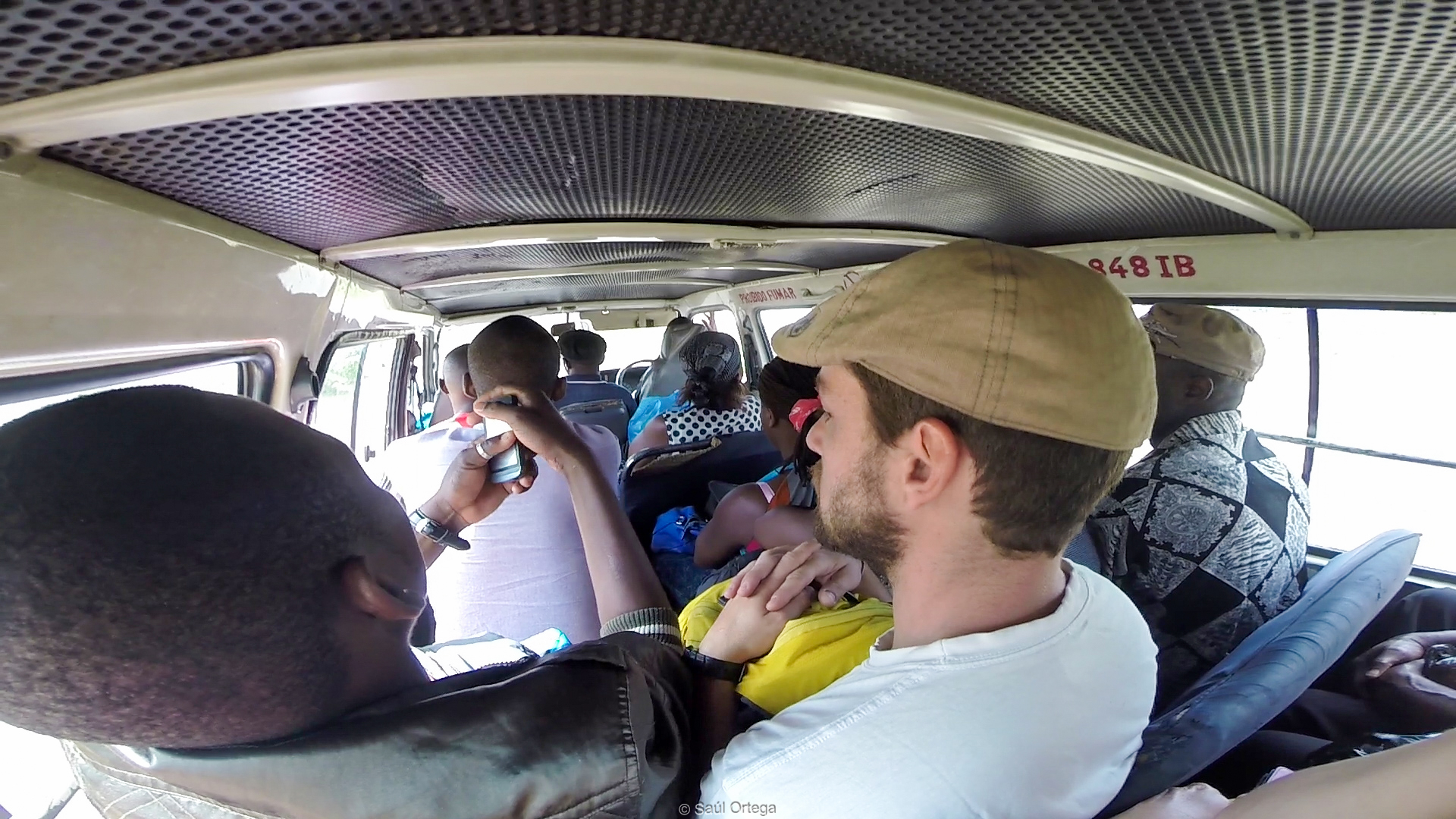 Viajando en chapa por Mozambique